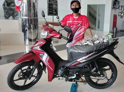Menabung 5 tahun demi motor Yamaha Vega Force