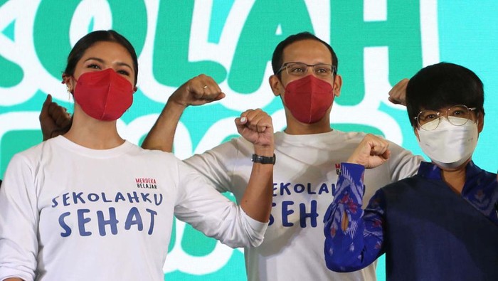 Menteri Nadiem Hadiri Program Sekolah & Pesantren Sehat Kementerian Pendidikan, Kebudayaan, Riset dan Teknologi menjali kerja sama dengan PT Unilever Indonesia. Sinergi ini bagian dari Program Sekolah & Pesantren Sehat.