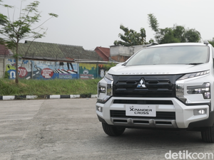 Harga Mitsubishi Xpander Cross Terbaru Cukup Tinggi, Ini Kata Mitsubishi