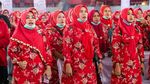 Potret Puan Temui Murid Berprestasi hingga Panen Madu Trigona di Lampung