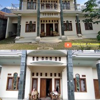 Rahmat merekam rumah milik TKI yang bekerja di Arab Saudi itu. Rumah dua lantai tersebut berukuran 20x20 meter. Ketika sampai di depan rumah, Rahmat bertemu dengan orang tua TKI tersebut yang sedang bersantai. Perkiraan menghasilkan Rp 1 Miliar lebih, ujar ayah dari TKI tersebut.  Foto: Dok. Youtube Rahmat Channel.