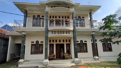 7 Foto Rumah Megah TKI yang Sukses Kerja di Arab dan Hajikan Orang Tua