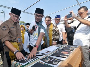 Sandiaga Dorong Santri Genjot Ekonomi Kreatif Lewat Pameran Fotografi