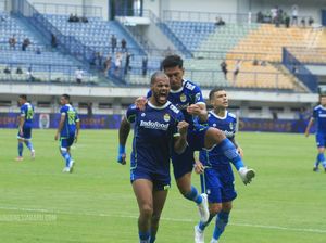 Hasil Liga 1: Persib Bandung Terkam RANS Nusantara FC 2-1
