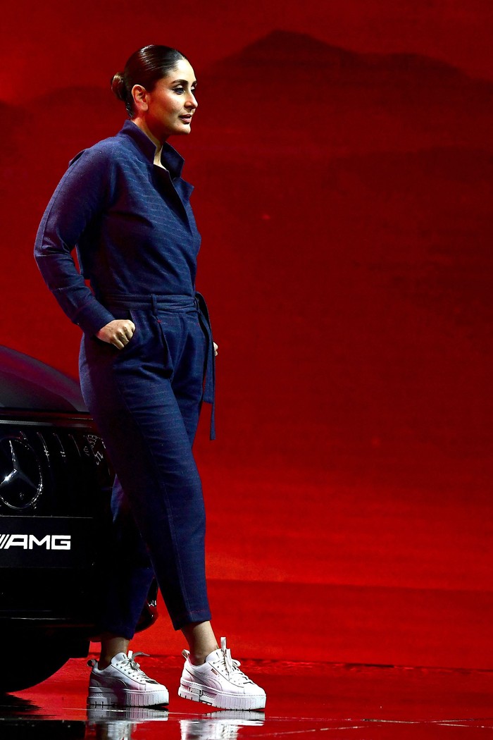 1242689381 Bollywood actress Kareena Kapoor Khan poses while walking the ramp as a showstopper for launch of the Mercedes AMG EQS 53 4MATIC+ sedan electric vehicle in Mumbai on August 24, 2022. (Photo by Sujit JAISWAL / AFP) (Photo by SUJIT JAISWAL/AFP via Getty Images)
