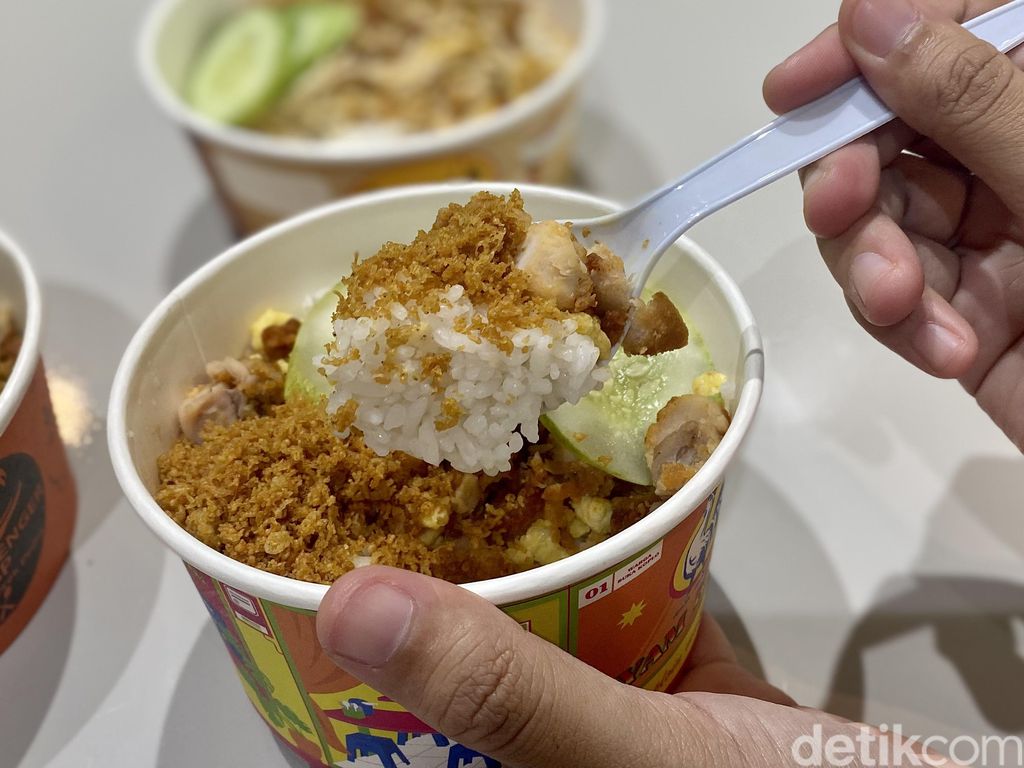 Adu Pedas 3 Rice Bowl Ayam Geprek Kekinian, Mana Pedas Menyengat?