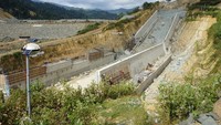 Bendungan Tiu Suntuk merupakan salah satu dari 6 bendungan Proyek Strategis Nasional (PSN) yang dibangun di NTB. Di samping Bendungan Tiu Suntuk, lima bendungan lainnya yakni Bendungan Tanju, Bendungan Mila, Bendungan Meninting, Bendungan Bintang Bano, dan Bendungan Beringin Sila.