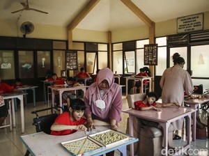 Cerita Pramurawat Wisma Tuna Ganda, Terpanggil Merawat Anak-anak Disabilitas