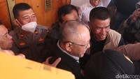 Dada sudah menjalani hukuman sekitar 9 tahun. Ia bebas hari ini dengan status cuti menjelang bebas (CMB). (Foto: Wisma Putra/detikJabar)
