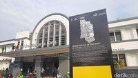 Revitalisasi Kota Tua hampir tuntas. Salah satu penanda di sudut Jalan Lada yang diberi keterangan.