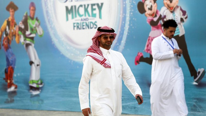 Performers dressed as Walt Disney's animated cartoon characters, Jessie and Woody from Toy Story, perform during Disney On Ice festival in Riyadh, Saudi Arabia, August 24, 2022. REUTERS/Ahmed Yosri
