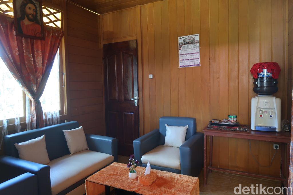Homestay di Desa Pulisan