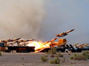 Iran Lancarkan Serangan Drone ke Israel, Netizen Cemas Perang Dunia III