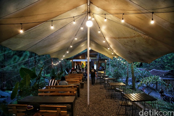 Kafe Balong Garut Kafe Balong Garut