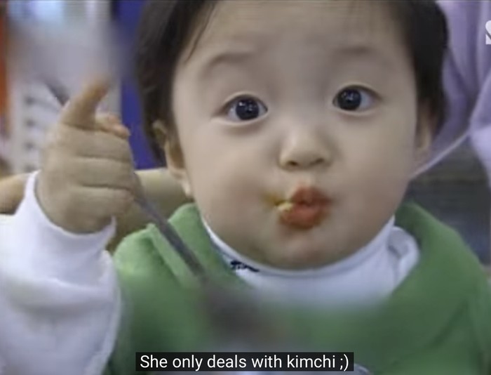 Ketagihan! Balita 20 Bulan Ini Lebih Doyan Kimchi Ketimbang Daging