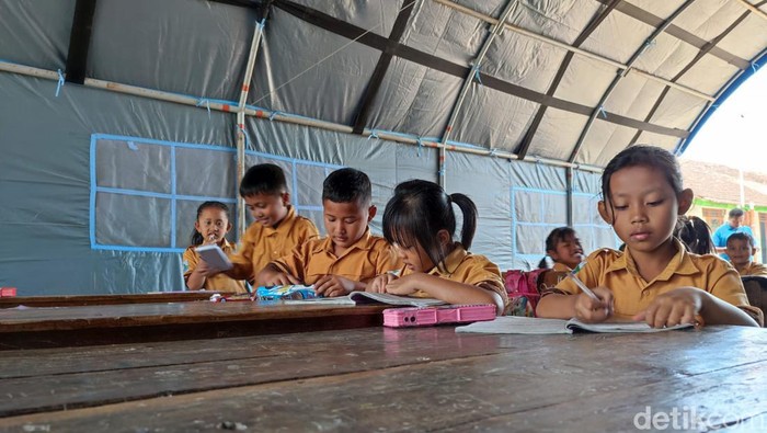 Kondisi SDN 2 Karangpatihan, Pulung.