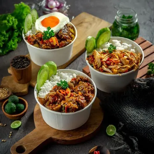 Mantap! 4 Rice Bowl Nasi Padang Berlauk Enak yang Kekinian