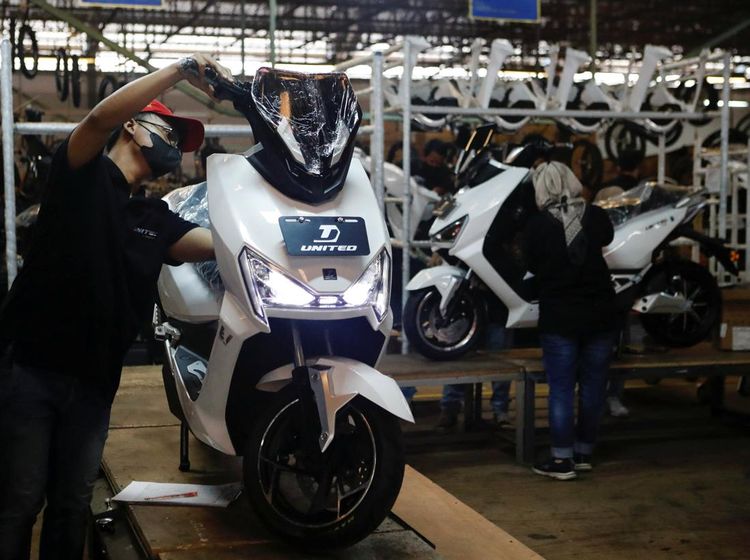 Melihat Perakitan Motor Listrik United E-Motor di Bogor