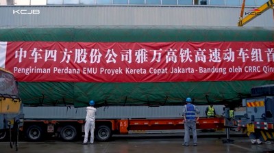 Potret Pengiriman Kereta Cepat Jakarta-Bandung, Diangkut Truk Besar Lanjut Naik Kapal
