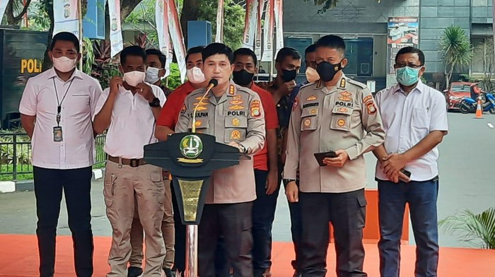 Polda Metro merilis pengungkapan kasus narkoba hingga judi