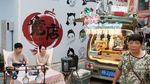 Keren! Pengangguran di China Sulap Mobil Jadi Toko Berjalan