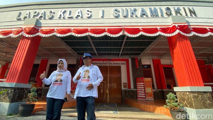 Sahabat Dada Rosada siap menyambut kebebasan Dada Rosada dari Lapas Sukamiskin.