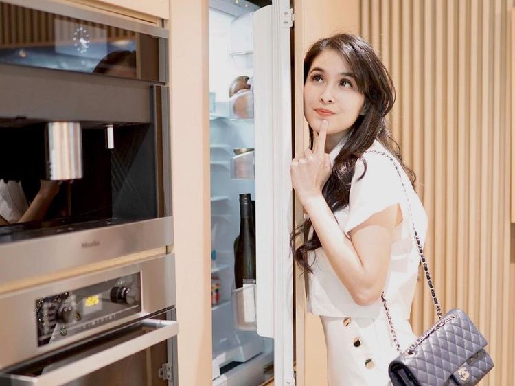 Yuk, Intip Dapur Mewah Sandra Dewi yang Jadi Spot Foto Favoritnya
