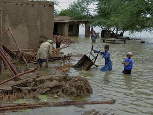 30 Juta Orang Terdampak, Begini Penampakan Banjir di Pakistan dari Udara
