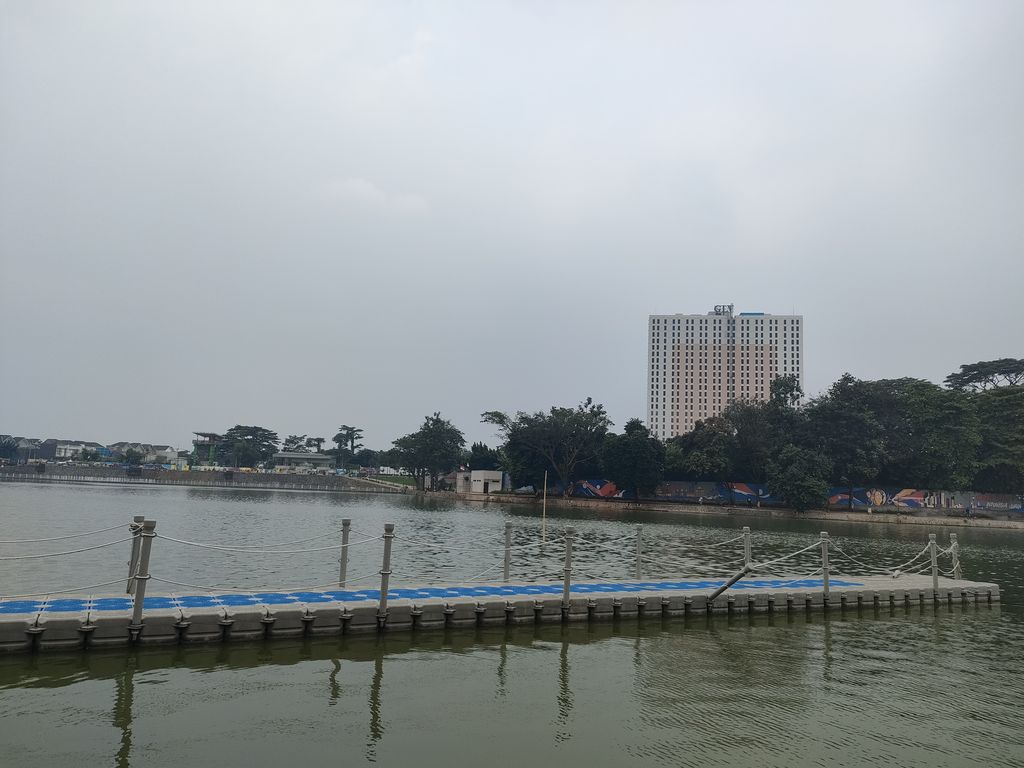 Situasi di Situ Rawa Kalong, Depok, Jumat (26/8/2022)-(Dwi Rahmawati/detikcom)