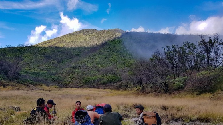 Taman Nasional Gunung Ciremai. Taman Nasional Gunung Ciremai.