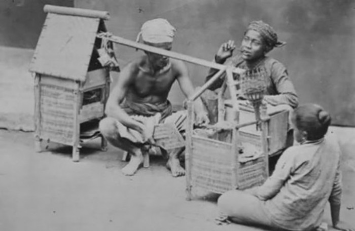 10 Penjual Makanan di Era Kolonial yang Pakai Alat Tradisional Sederhana