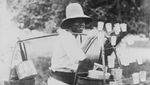 10 Penjual Makanan di Era Kolonial yang Pakai Alat Tradisional Sederhana