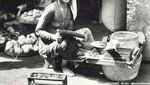 10 Penjual Makanan di Era Kolonial yang Pakai Alat Tradisional Sederhana