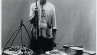 Di tahun 1910, daging babi biasanya dijual oleh pedagang kaki lima. Yang membelinya biasanya keluarga dari Eropa dan China. Foto: Pool/Site