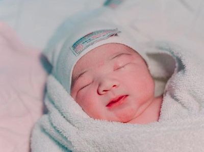 Cantik Banget! Ini Dia Wajah Anak Keempat Ammar Zoni dan Irish Bella