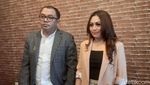 Potret Bella Angelica yang Viral Goyang di Atas Meja saat Turnamen Golf di Riau