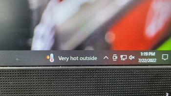 Notifikasi suhu panas di komputer. Foto: Reddit via Boredpanda