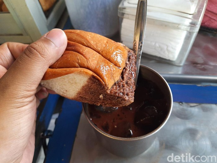 es coklat panjang umur