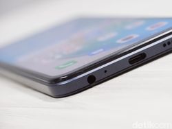 Unboxing Infinix Hot 12 Pro, HP Rp 2 Juta Bawa Fitur Menggoda