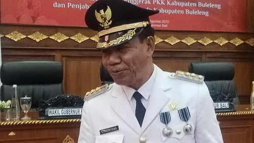 Kepala Badan Kepegawaian Daerah Pengembangan Sumber Daya Manusia (BKD PSDM) Provinsi Bali, I Ketut Lihadnyana resmi ditunjuk sebagai Pj Bupati Buleleng pada Sabtu (27/8/2022), di Kantor Gubernur Bali, Denpasar, Bali.