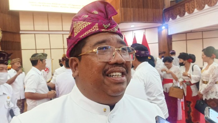 Mantan Bupati Buleleng, Putu Agus Suradnyana ketika ditemui di Kantor Gubernur Bali, Denpasar, Sabtu (27/8/2022).
