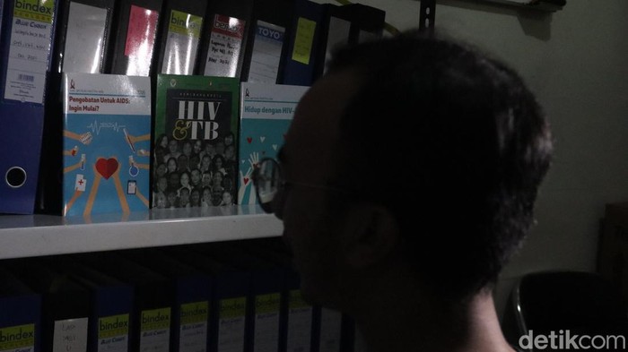 Mantan pria PSK di Bandung yang positif tertular HIV.