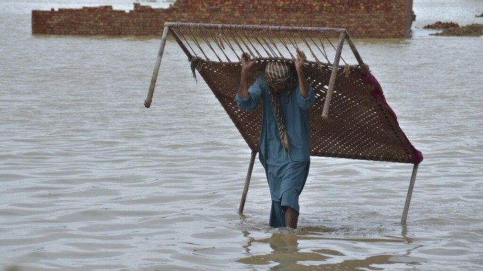 Banjir telah melanda Pakistan. Badan Penanggulangan Bencana Nasional (NDMA) menyebut lebih dari 4,2 juta warga terdampak banjir.