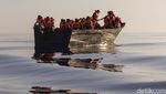 Potret Penyelamatan Puluhan Migran di Laut Mediterania