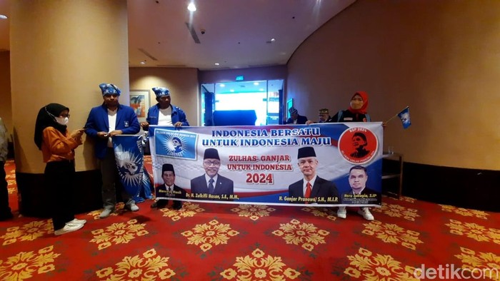 Relawan Ganjar Biru Indonesia (RGBI) di Rakernas PAN 2022. (Anggi Muliawati/detikcom)
