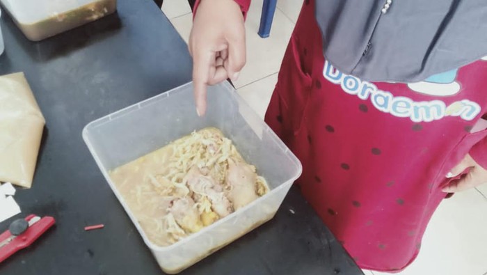 Soto kepala ayam isi sabu