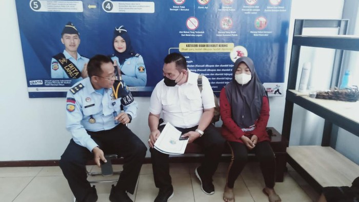 Soto kepala ayam isi sabu