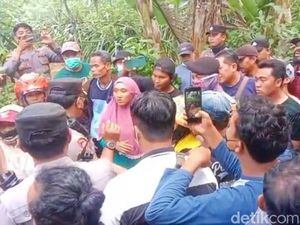 Harga Mati Warga Banyuwangi Tolak Tambang Emas PT Merdeka Copper Gold