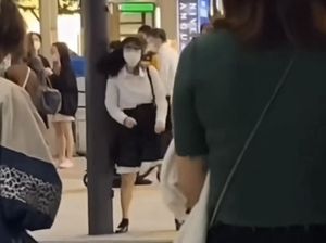 Foto Sisi Gelap Jepang: Stres Lelah Kerja, Teriak di Jalanan