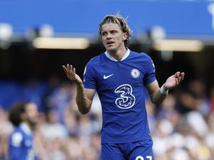 Chelsea Sukses Comeback, Tuchel Marahi Conor Gallagher